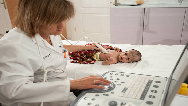 تشخیص نقص مادرزادی قلب در کودکان | متخصص قلب اصفهان